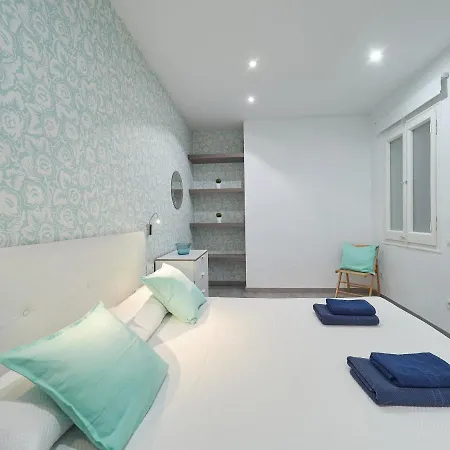 Almodovar Apartment Barcelona